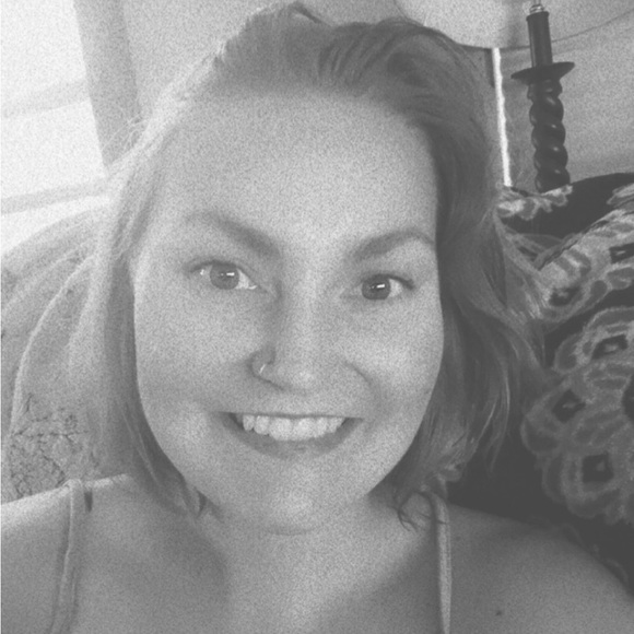 Meet your Posher, Mary - Picture 3 of 4